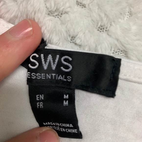 White twist top - Picture 4 of 4